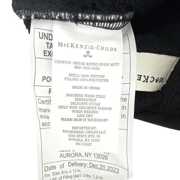 MACKENZIE-CHILDS Courtly Check Bistro Oven Mitt - Picture 11 of 13